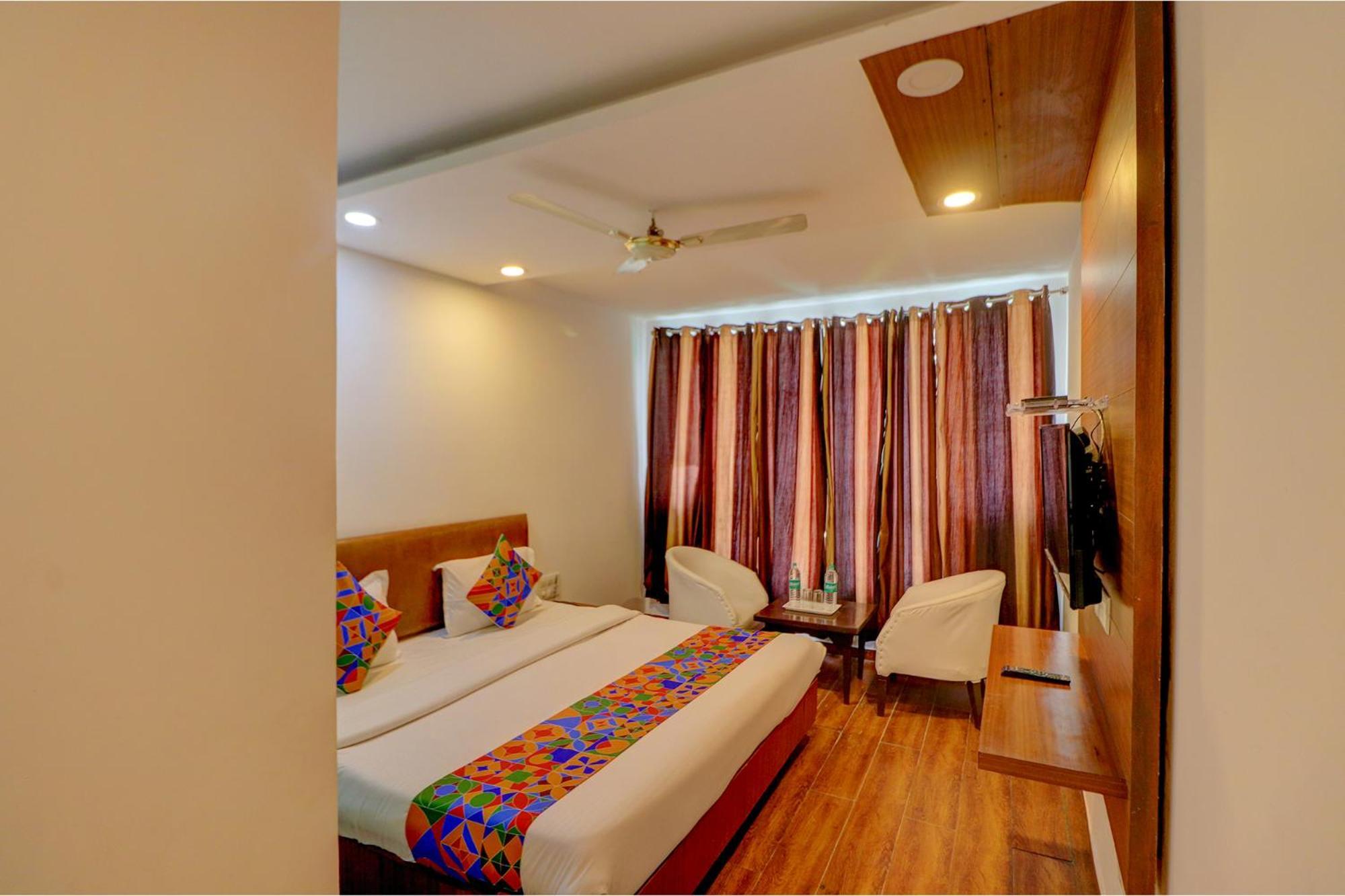 Fabhotel Sikka Royal Classic - Mall Road Mussoorie Exteriör bild