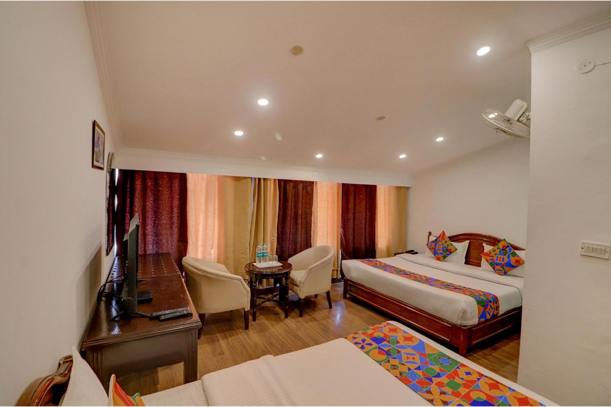 Fabhotel Sikka Royal Classic - Mall Road Mussoorie Exteriör bild